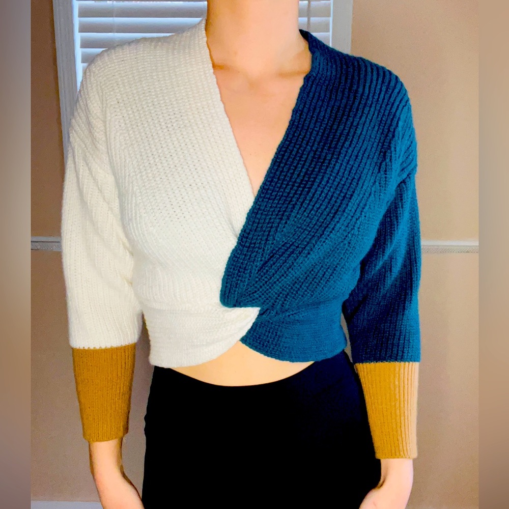 Zaful V-neck Cropped Sweater